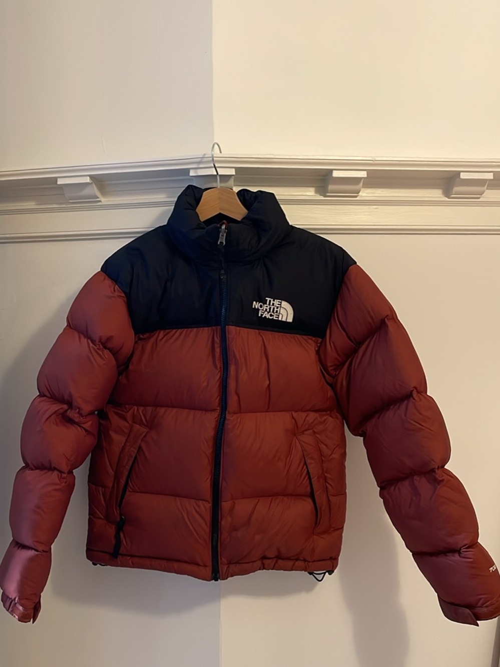 The North Face Men Puffer Jacket - Red & Black